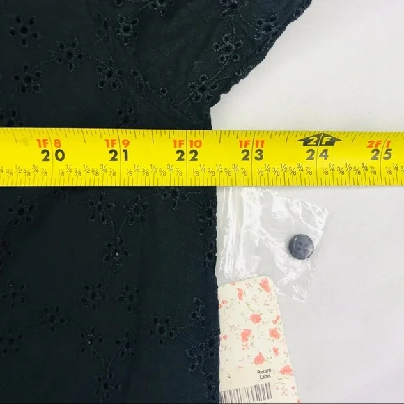 Free People Floral Eyelet Stars Align Blouse....Size M NWT - Picture 12 of 13